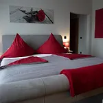 Restaurant & Ruessel - Pub Sangerhausen