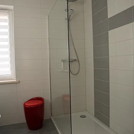 Penzion Ruessel-pub 3*