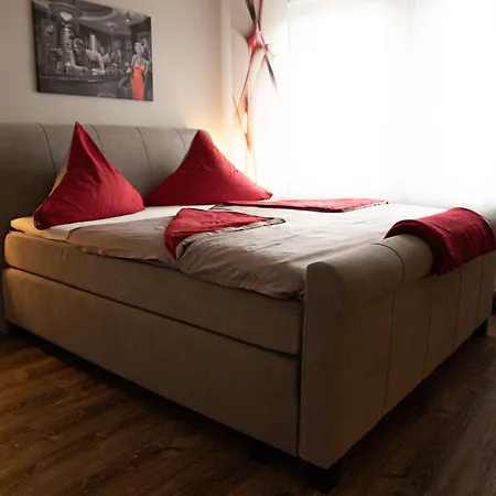 Penzion Ruessel-pub 3*