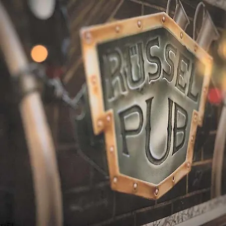 Restaurant & Ruessel - Pub Affittacamere 3*