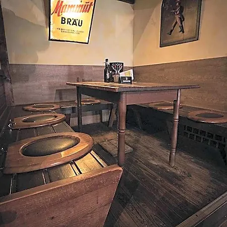 Affittacamere Restaurant & Ruessel - Pub 3*