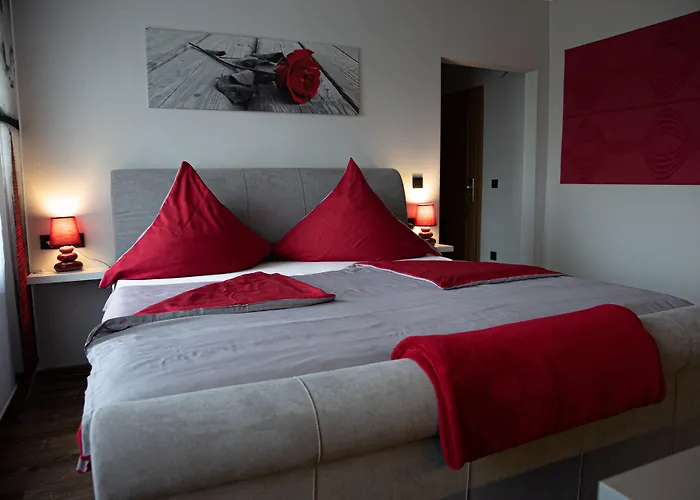 Restaurant & Ruessel - Pub 3*